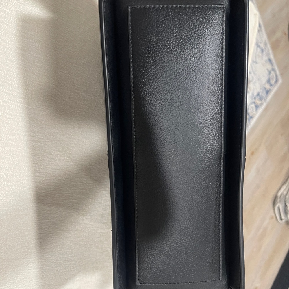 Freja New York Paloma Tote 13 – Black
Retail $368 | Excellent Condition - Picture 3 of 14